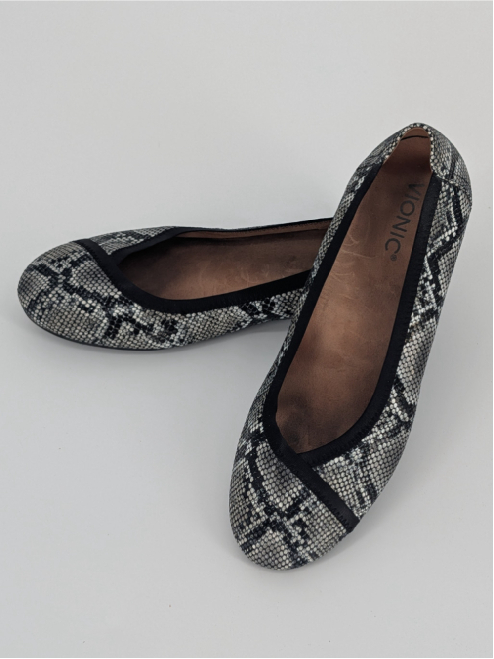 Vionic Spark Caroll Snake Leather Ballet Flats Women’s 10 Orthotic Comfort